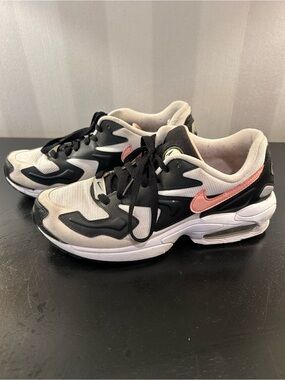 Nike Women’s Air Max 2 Light White, Black & Pink Low-Top Running Sneakers